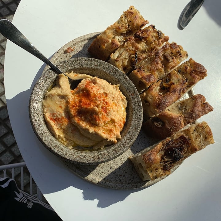 photo of BLANCA Deco & Café Hummus dip shared by @sechague on  25 Apr 2022 - review