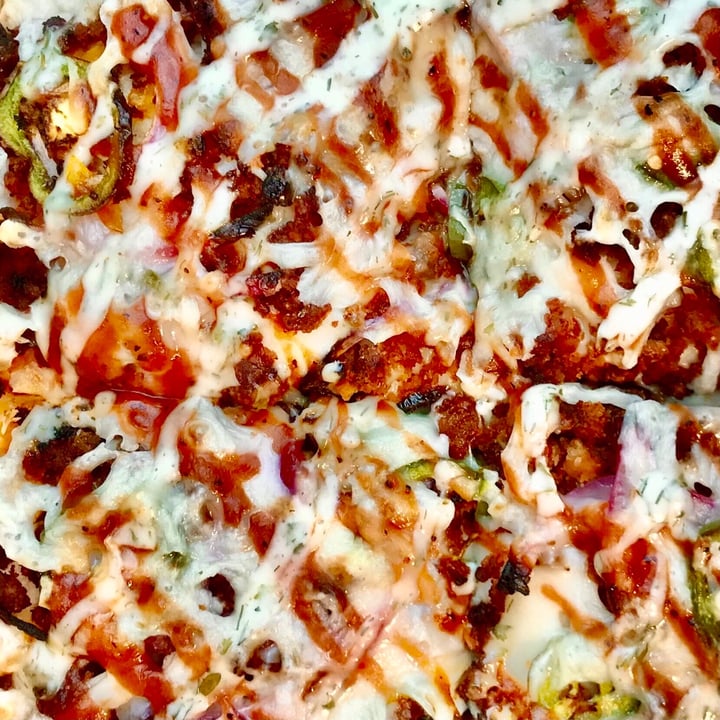 photo of Boxcar Pizza BBQ Bacon Ranch Jalapeño Cheeseburger Pizza shared by @pdxveg on  03 Aug 2021 - review