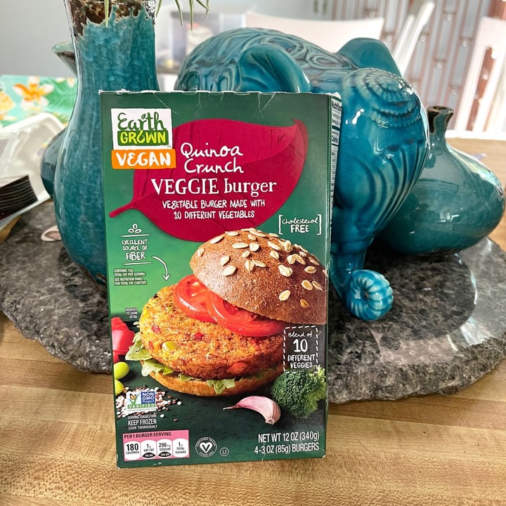 photo of Earth Grown Quinoa Crunch Veggie Burger shared by @penelopejean on  13 Sep 2021 - review