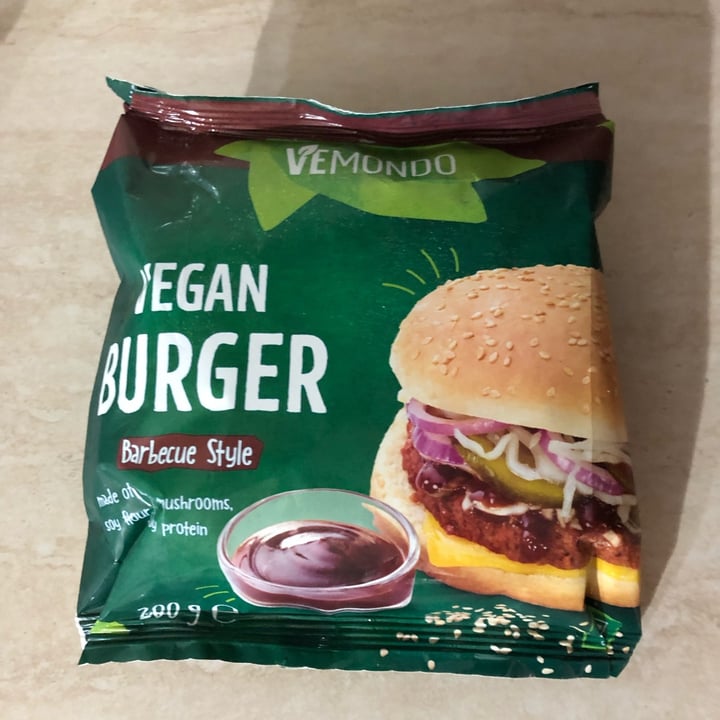 review photo of Vemondo Vegan burger Barbecue Style shared by @valegiulia on 20 Jan 2022 - review
