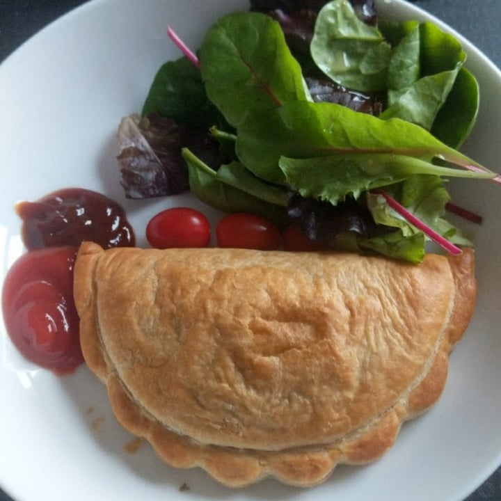 photo of Quorn Ginster's Quorn Vegan Pasty shared by @lydiahawkins on  28 Feb 2021 - review