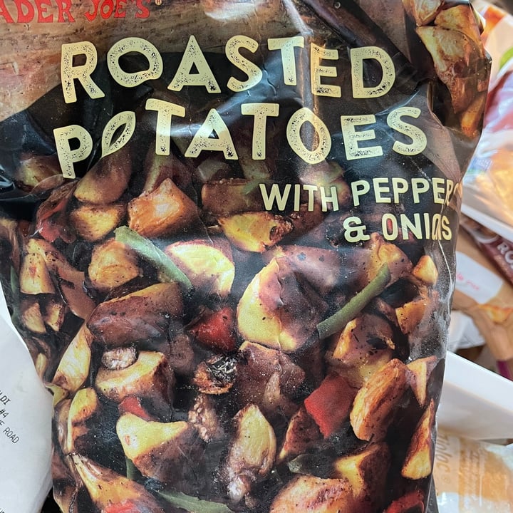 review photo of Trader Joe's Roasted potatoes with peppers and onions. shared by @kacy on 31 May 2022 - review
