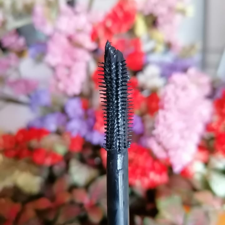 photo of Kiko Milano Green me volume mascara shared by @gerryhachi on  12 May 2022 - review