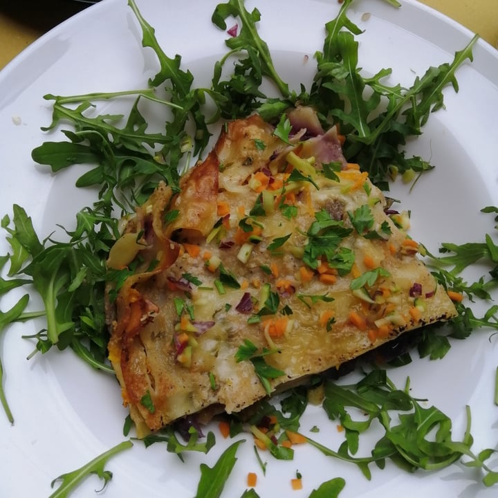 photo of Veganda Lasagna Alle Verdure shared by @eliveg on  18 Feb 2022 - review