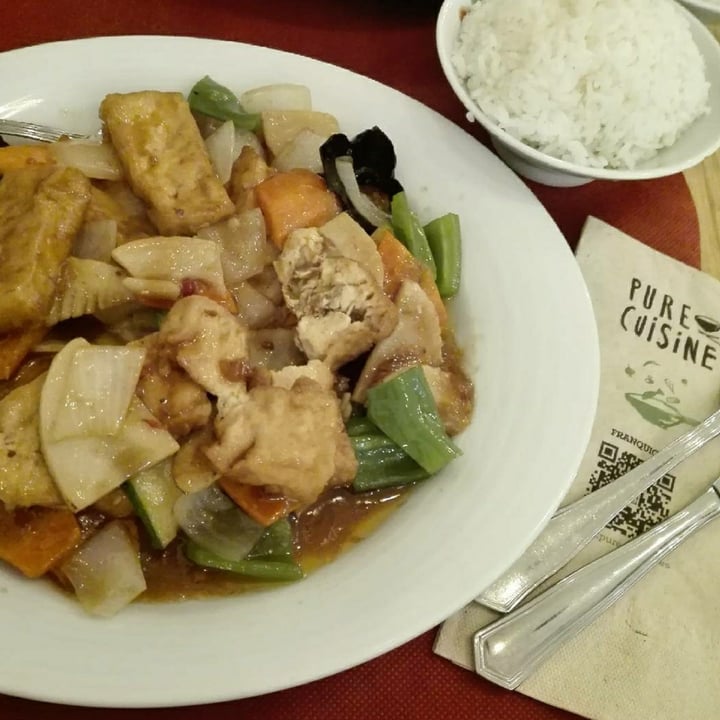 photo of Pure Cuisine Wok de tofu shared by @veggievallde on  05 Sep 2022 - review