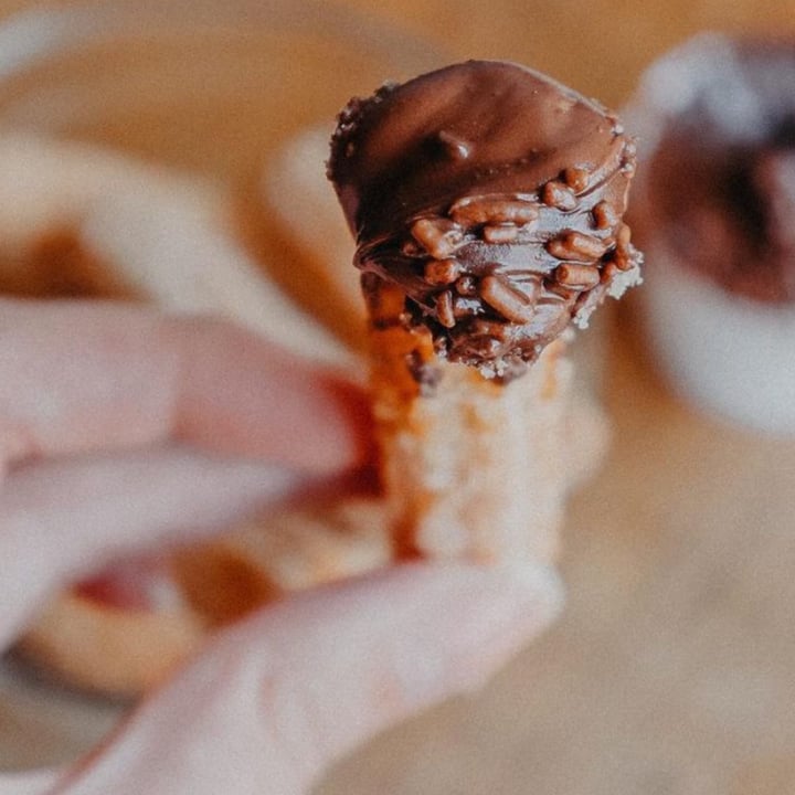 photo of Um Sonho de Coxinha (Cantina Vegana) Mini Churros shared by @slowchoice on  15 May 2022 - review