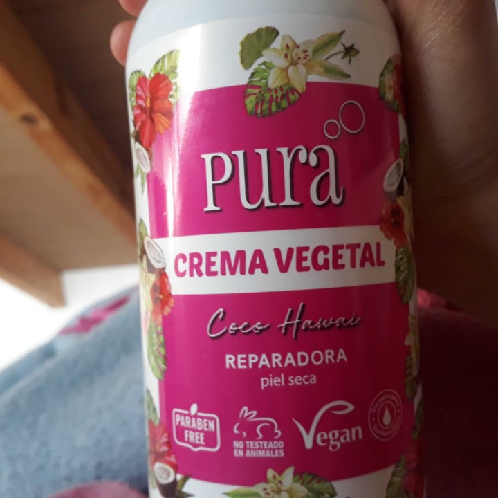 photo of Cremas Querés Veganish shared by @fenixylince on  08 Jan 2020 - review