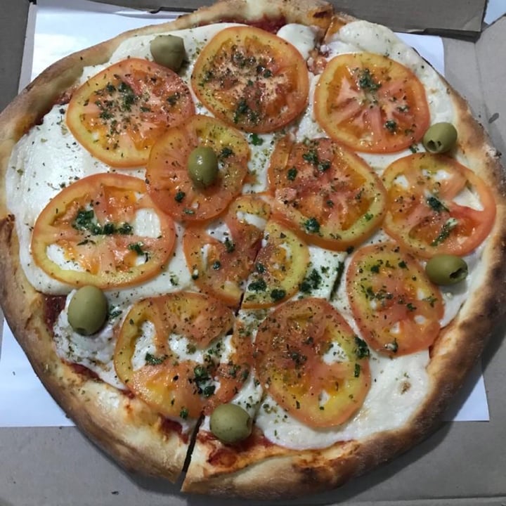 review photo of Vico Pizza Pizza Napolitana shared by @micaasierra on 06 Jul 2021 - review