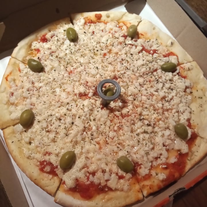 photo of Empanadas de 10 Pizza de muzzarela vegana shared by @carlaal on  03 Dec 2020 - review