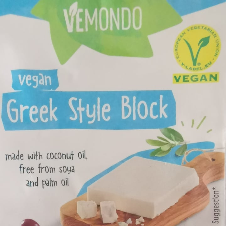 photo of Vemondo Vegan Greek Style Block shared by @laram001 on  26 Sep 2021 - review