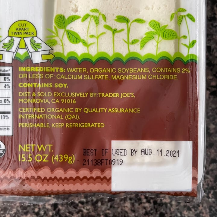 photo of Trader Joe's Organic Sprouted Tofu Extra Firm shared by @aqualing on  07 Jul 2021 - review