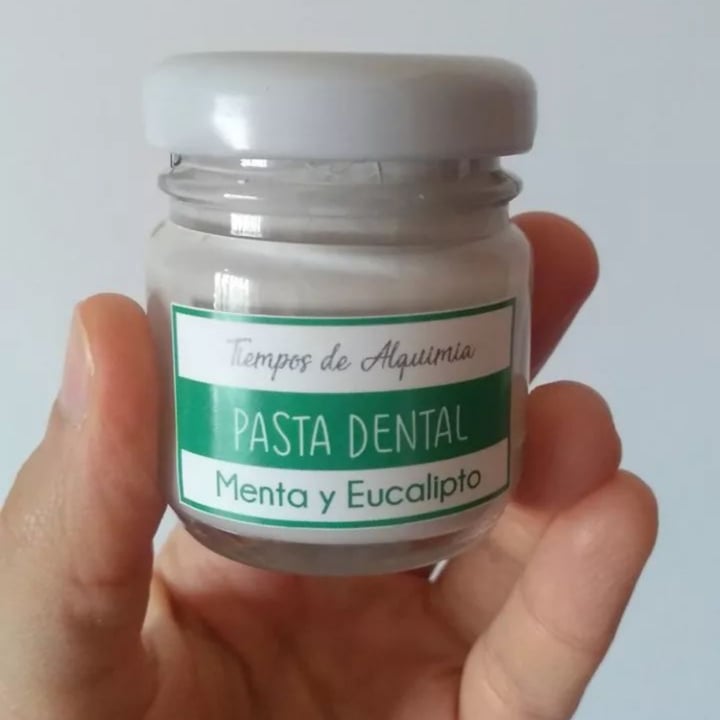 photo of Tiempos de Alquimia Pasta Dental Menta Y Eucalipto shared by @valenequiza on  19 Nov 2021 - review
