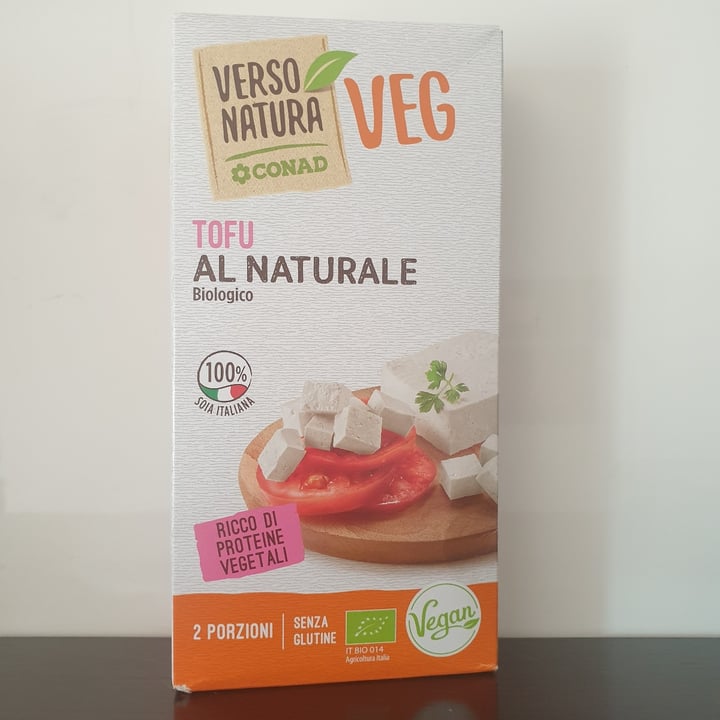photo of Verso Natura Conad Veg Tofu al naturale shared by @signoragovegan on  04 Apr 2021 - review