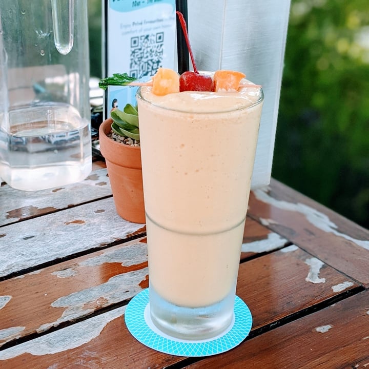 photo of Privé Tiong Bahru Mango & Passion Fruit Smoothie shared by @paloma on  26 Aug 2020 - review