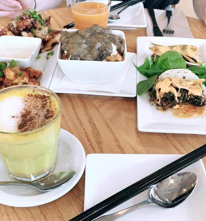 review photo of Pure Kitchen Elgin Radical Cauliflower Wings shared by @valboileau on 22 Jun 2020 - review