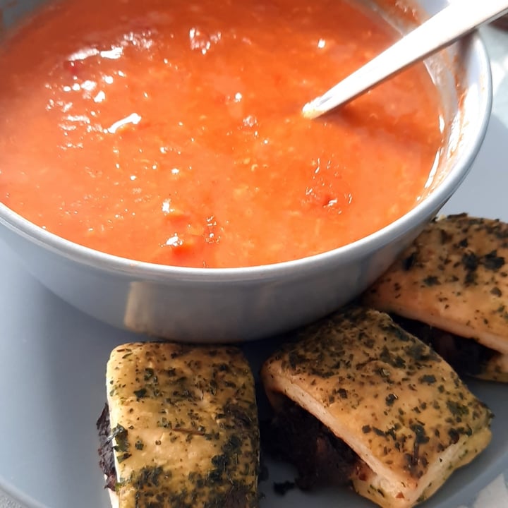 photo of Tesco Plant Chef Smoky Lentil & Red Pepper Soup shared by @heatherlouise on  11 Oct 2020 - review