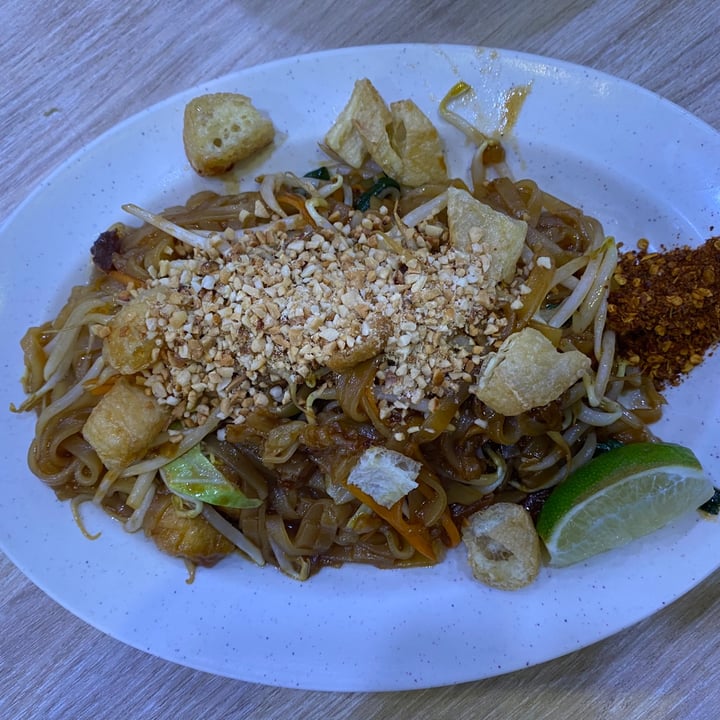 photo of Fine Food Pad Thai shared by @piggy-egg on  08 Feb 2021 - review