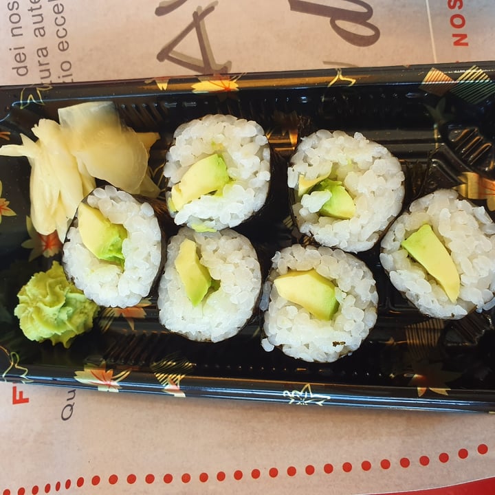 photo of Sushi-one Expresso Hosomaki avocado shared by @madaa17mn on  20 Mar 2022 - review
