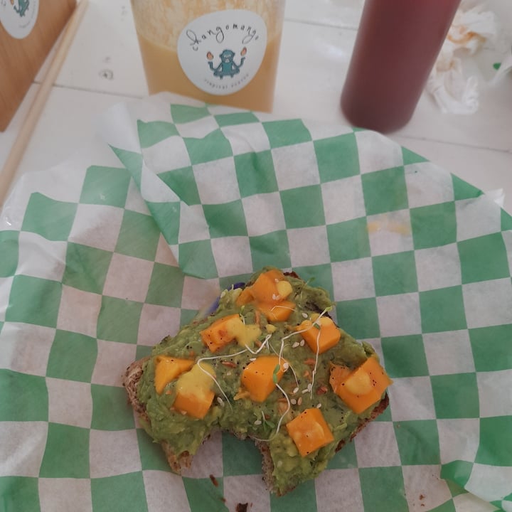 review photo of Changomango Avocado Mango shared by @kariiflores on 12 Jun 2021 - review
