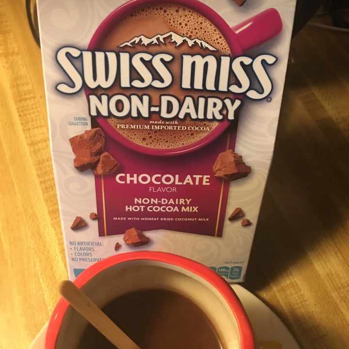 photo of Swiss Miss Non-Dairy Hot Cocoa Mix shared by @skeeter on  27 Dec 2020 - review