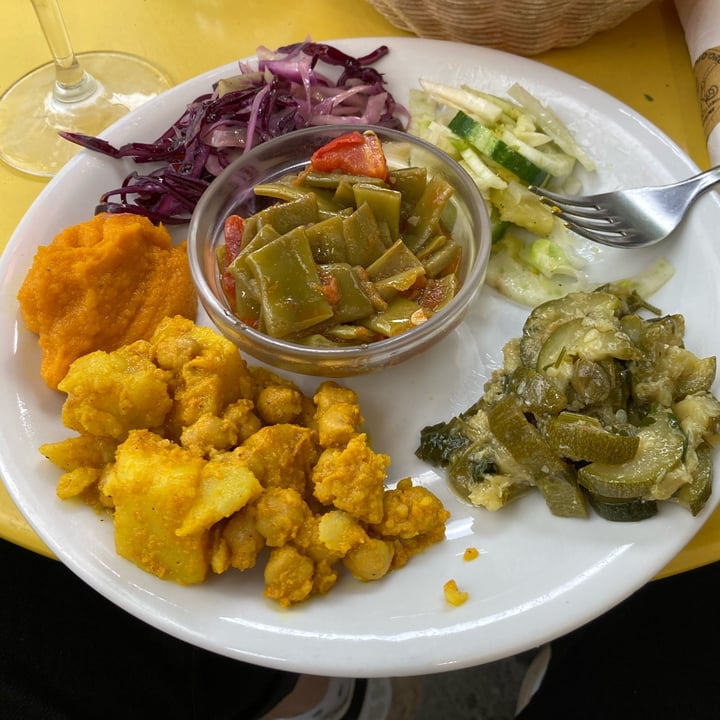 photo of Al Tempio Doro Antipasto Veg shared by @sottolapellepodcast on  29 May 2022 - review
