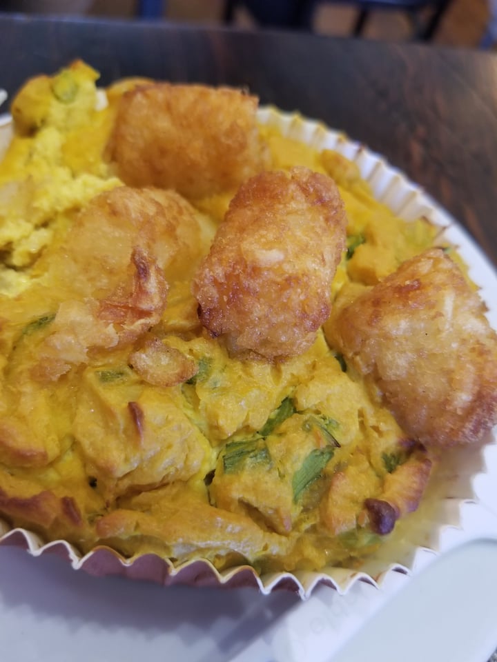 photo of Timeless Coffee Green onion and tater tot frittata shared by @hanaherbivore on  04 Nov 2018 - review