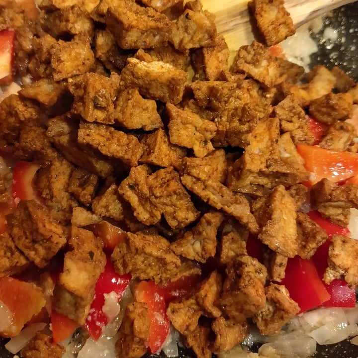photo of Albert Heijn Vegan Pittige tofu reepjes shared by @milvi4ka on  31 Jan 2022 - review