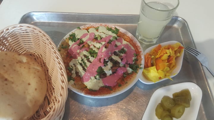 photo of Botka Hummusia Jezreel חומוס הבוטקה Hummus shared by @saar on  15 Sep 2019 - review
