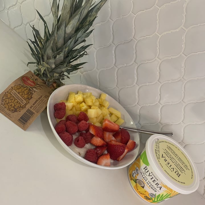 photo of Maison Riviera Pineapple Coconut Yogurt shared by @empoweredbyplants on  07 Dec 2020 - review
