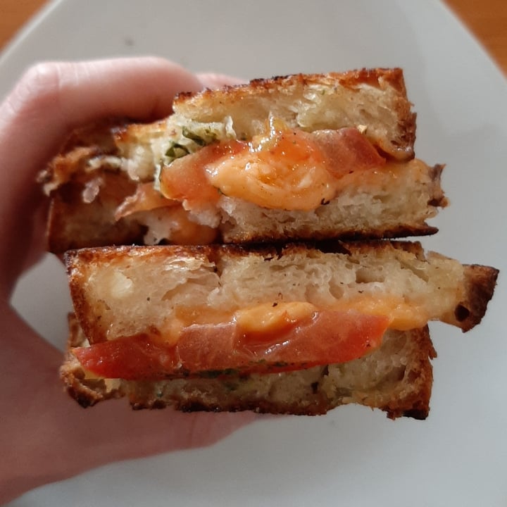 review photo of Native Soul Foods South Africa Tomato, Cheese And Basil Pesto Toasted Sandwich shared by @peaceinthekitchen on 20 Oct 2021 - review