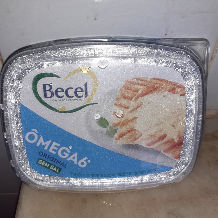 photo of Becel Creme Vegetal sem Sal shared by @ddm on  09 Sep 2022 - review