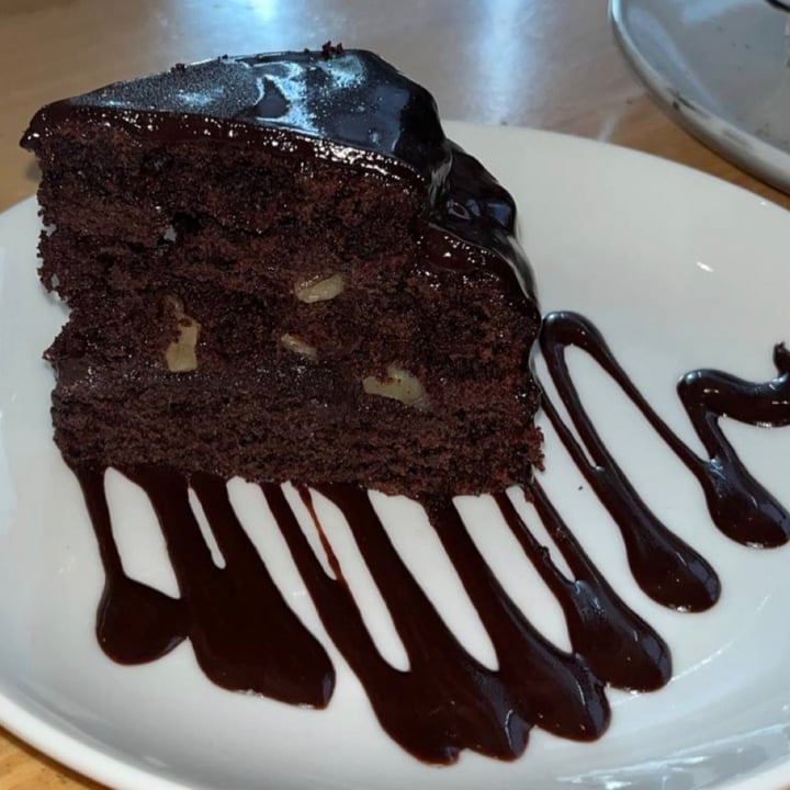 photo of Real Food Chocolate Gateau Cake shared by @piggy-egg on  07 Jan 2022 - review