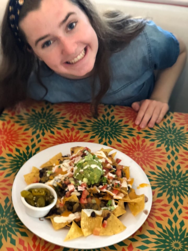 photo of Saturn Cafe Berkeley Vegan Nachos shared by @clairecancook on  18 Jun 2018 - review