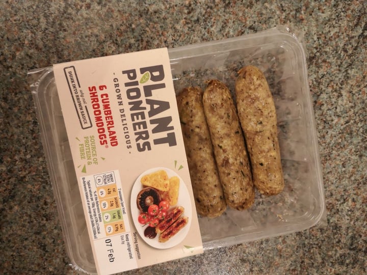photo of Plant Pioneers Shroomdogs shared by @morethanrabbitfood on  09 Feb 2020 - review