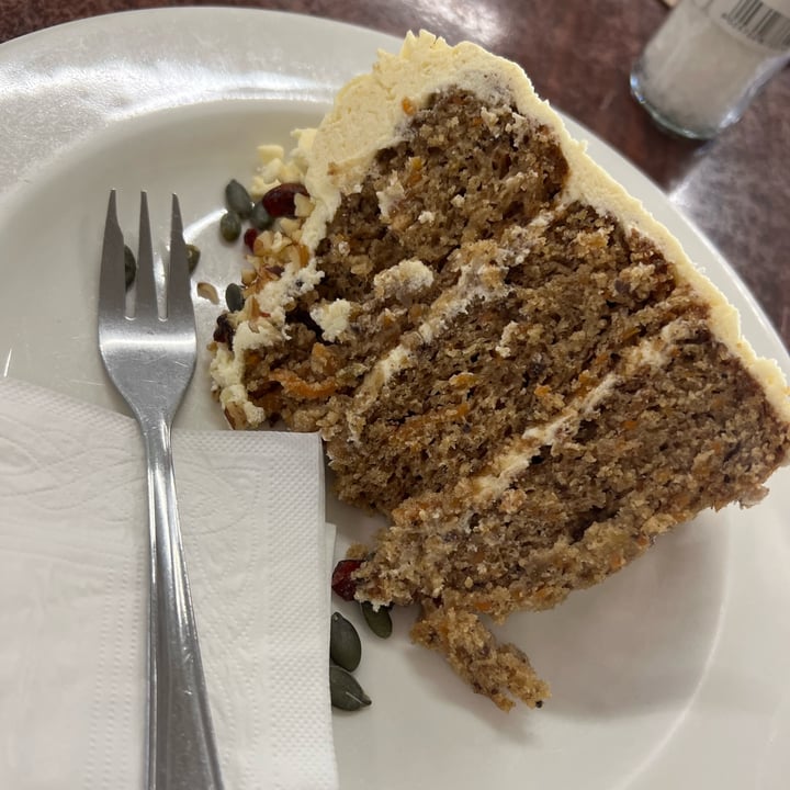 photo of Fruits & Roots Carrot Cake shared by @ftc on  08 Jun 2022 - review
