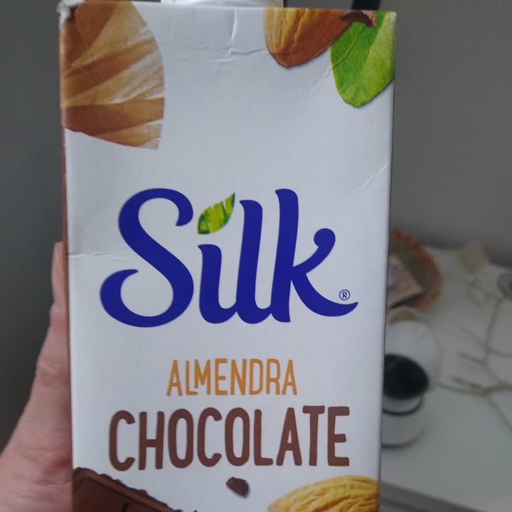 photo of Silk Alimento líquido sabor almendra chocolate shared by @silviov on  24 Sep 2022 - review