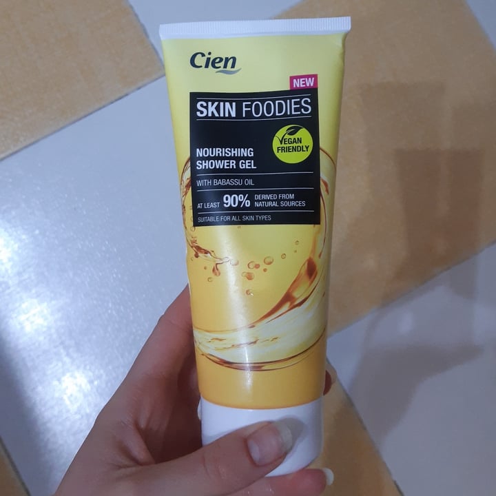 photo of Cien Nourishing Shower Gel with Babassu Oil shared by @criisfdez on  13 Nov 2021 - review