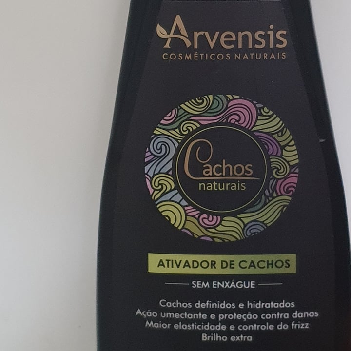 photo of Arvensis Ativador de cachos Sem Enxague Para Cabelos Ondulados e Cacheados shared by @laufargetti on  09 May 2022 - review