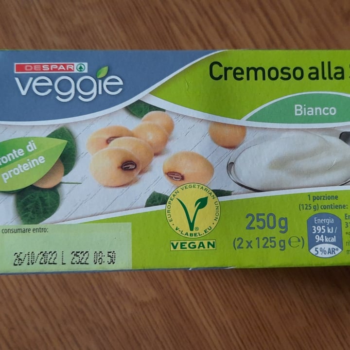 photo of Despar Veggie Yogurt Cremoso Alla Soia Bianco shared by @irenep on  26 Sep 2022 - review