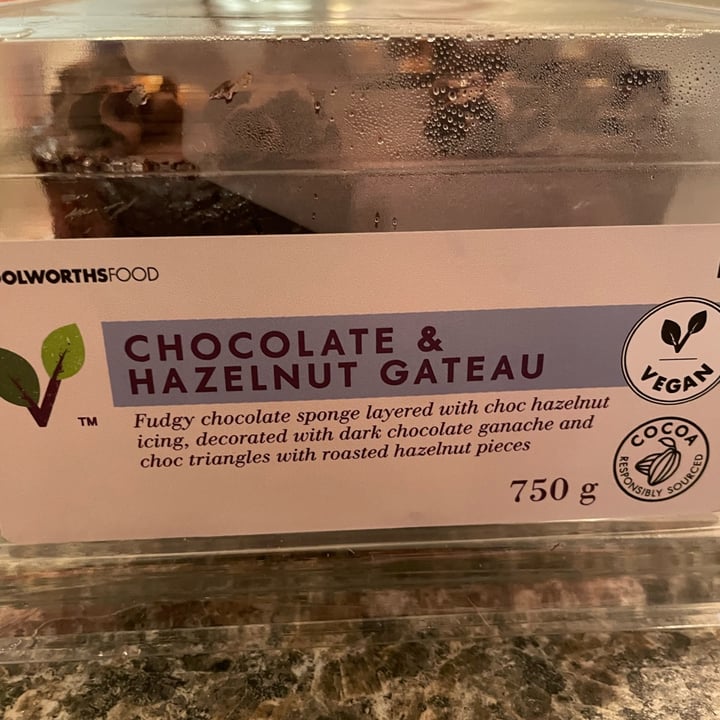 photo of Woolworths Food Chocolate & Hazelnut Gateau shared by @greenmomlife on  30 Jul 2022 - review