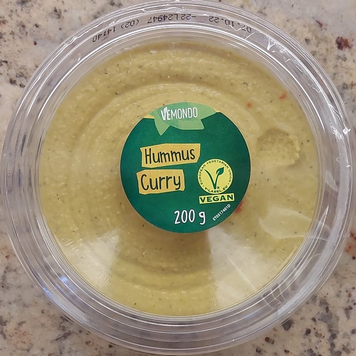 photo of Vemondo Hummus Al Curry shared by @anninaerre on  21 Sep 2022 - review