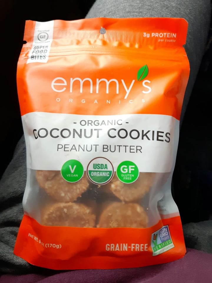 photo of emmy's organics Coconut Cookies Peanut Butter shared by @nico-aguilera on  05 Feb 2020 - review