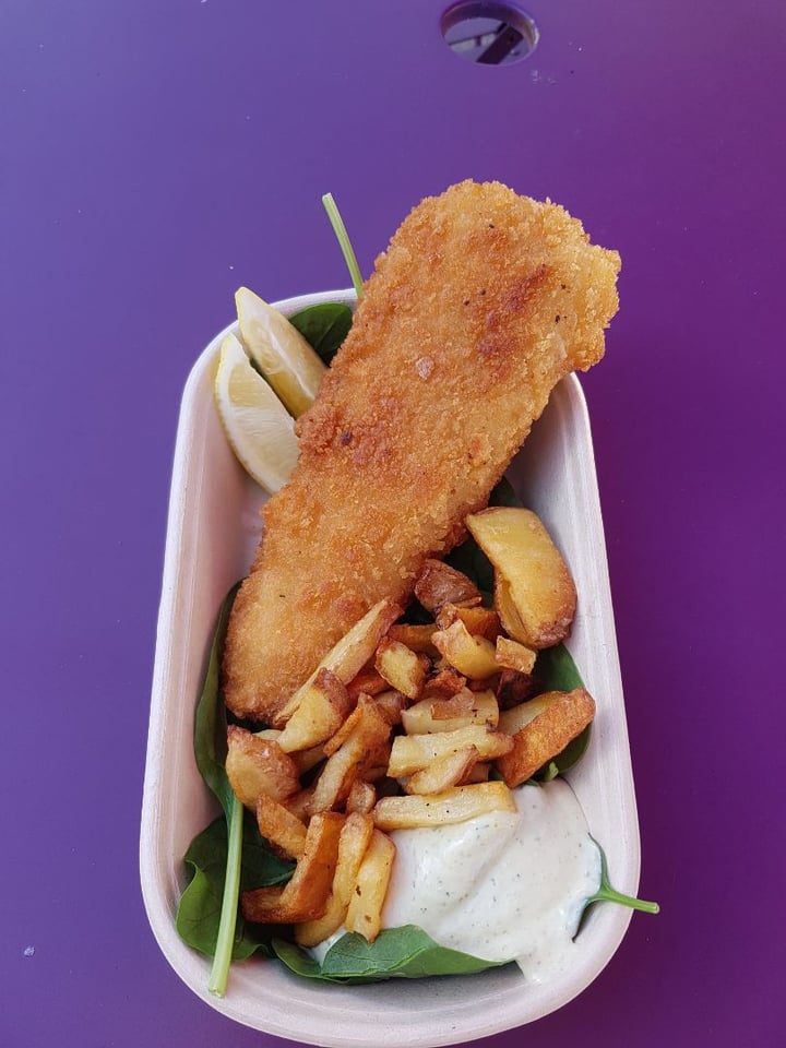 review photo of Suzy Spoon's Vegetarian Butcher Fish and Chips shared by @tajalthifairy on 24 Jun 2019 - review