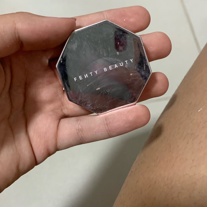 review photo of Fenty Beauty Diamond Bomb shared by @cissa18 on 15 Oct 2022 - review
