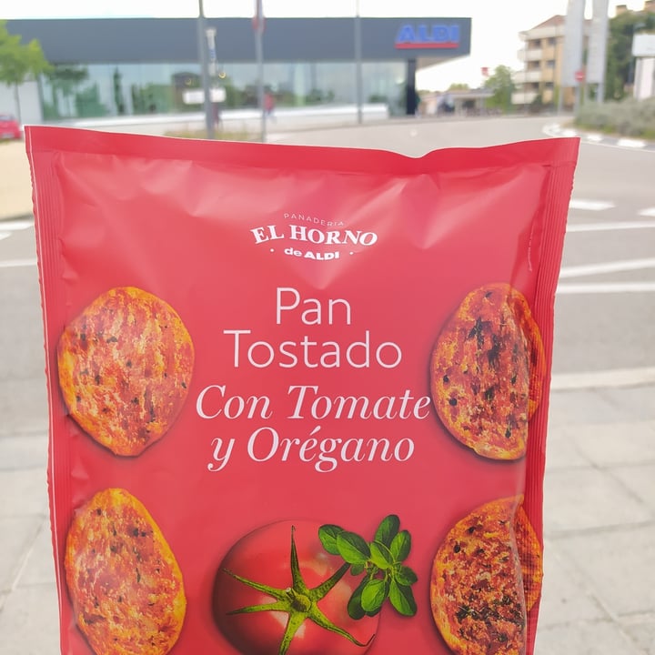 photo of El Horno de Aldi Pan tostado con tomate y orégano shared by @pitufa on  27 Apr 2021 - review