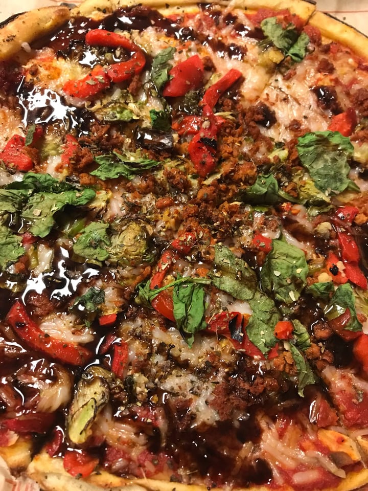 review photo of Blaze Pizza Make Your Own Pizza shared by @plantbasedunicorn on 22 Apr 2019 - review