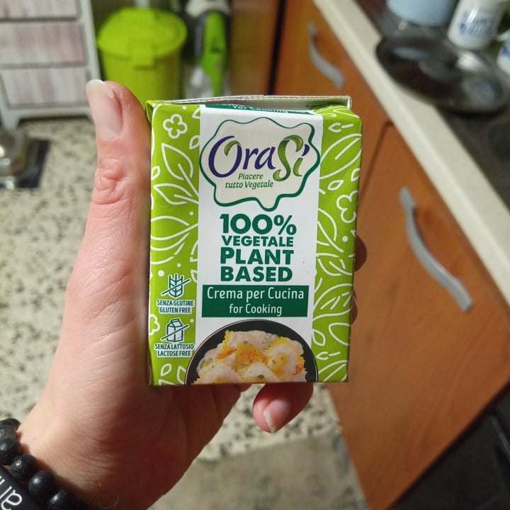 photo of OraSí 100% plant based Crema per cucinare shared by @cinghiettaveg on  27 Dec 2021 - review