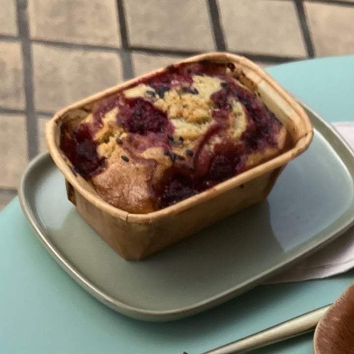 review photo of Michel Mabelle Banana Bread shared by @strangie on 21 Nov 2022 - review