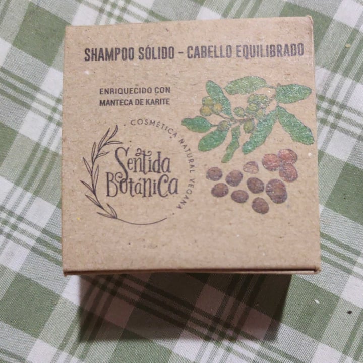photo of Sentida Botánica Shampoo sólido cabello equilibrado shared by @pvilches on  16 Oct 2021 - review