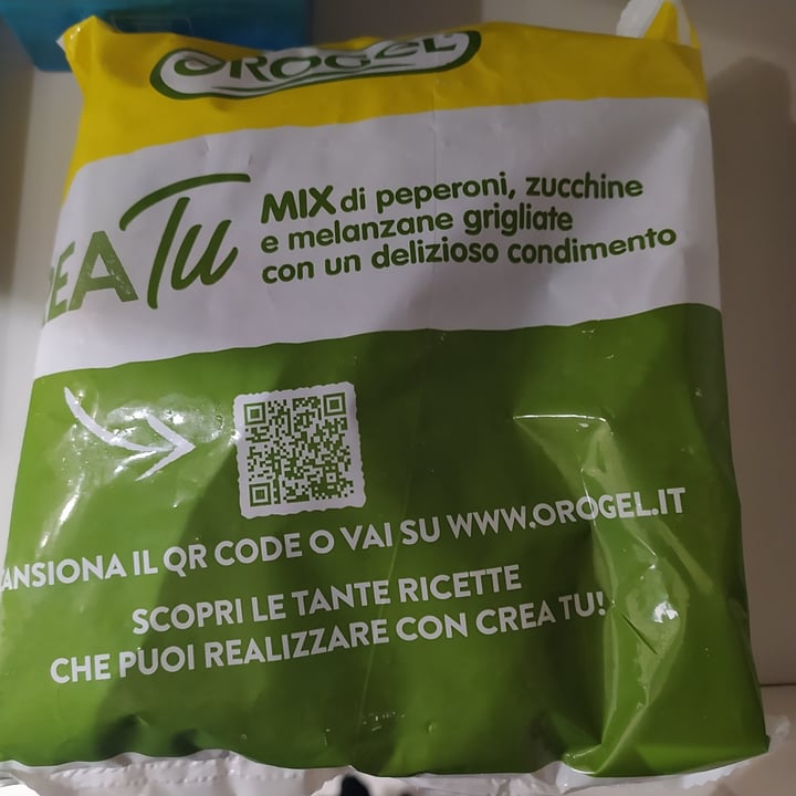 photo of Orogel crea tu mix peperoni zucchine e melanzane grigliate con delizioso condimento shared by @fedechi on  28 Jul 2022 - review